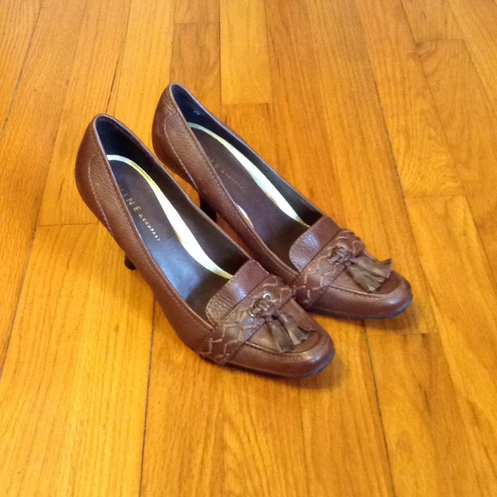 Nine & Co. Brown Leather Heels